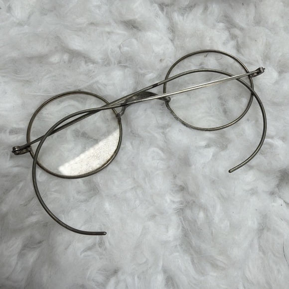 Antique Glasses Wire Silver Wire Rim Round Early 1900\'s Vintage Optical Wig Case main image 7